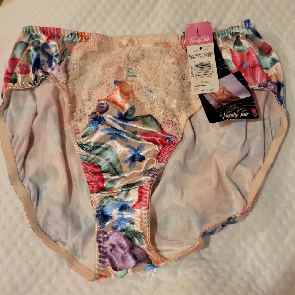 Vintage Vanity Fair Multicolor Floral Lace Briefs  Sz large - Picture 5 of 5